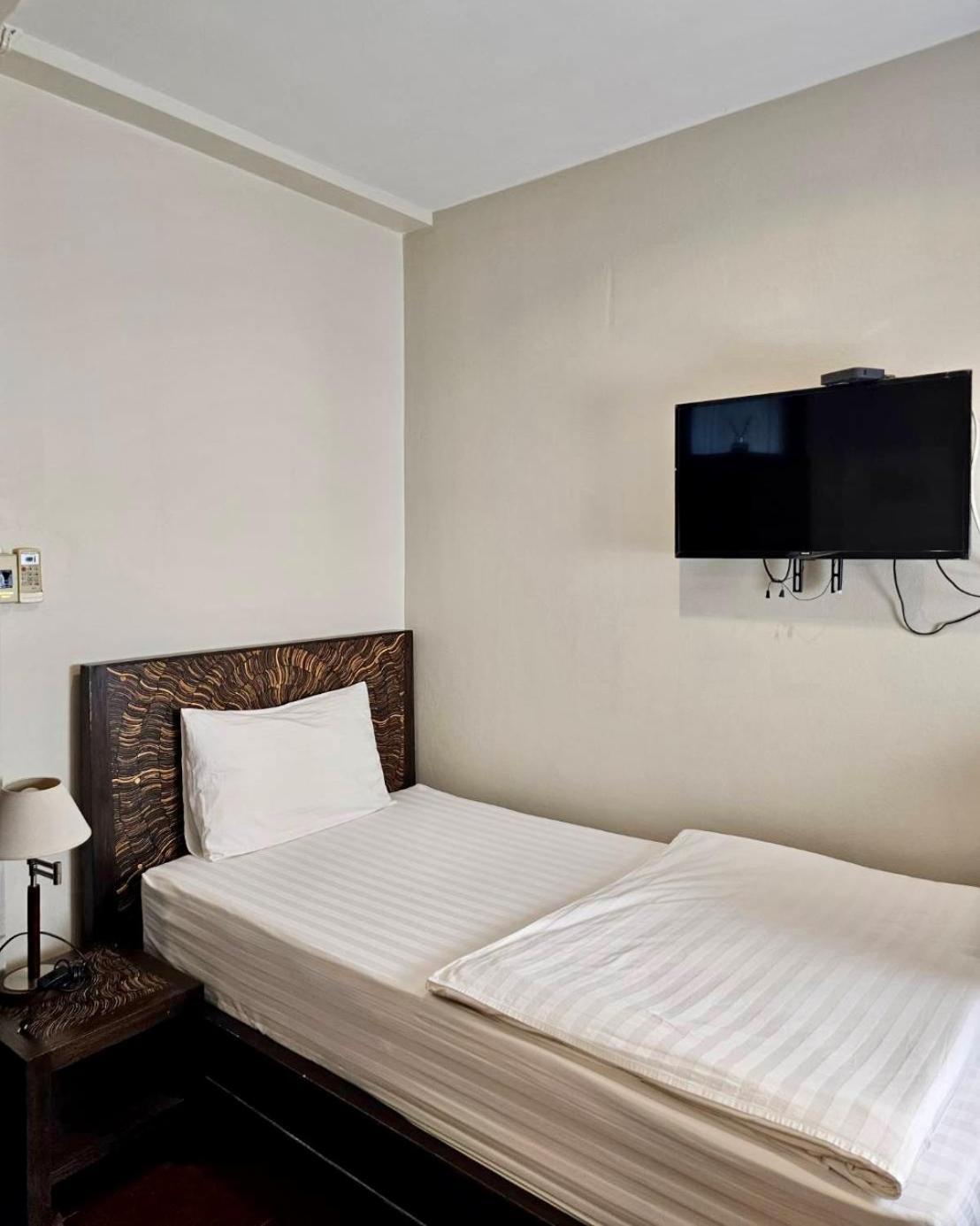 Baan Glang Soi Bed & Breakfast Bangkok Ruang foto
